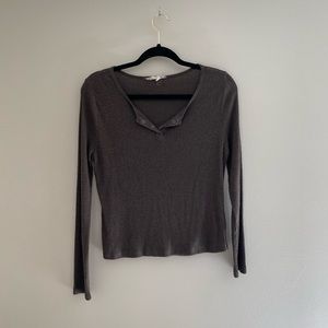 Long sleeve tee